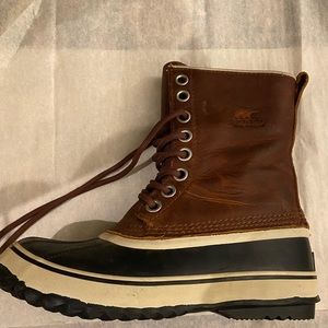 SOREL waterproof snow boots with snow liner ❄️